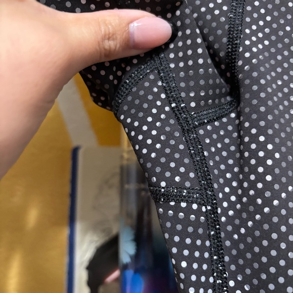 Lululemon Pace Tight Full-On Luxtreme Lights Out
Black Ravish Reptile Silver - Picture 7 of 11